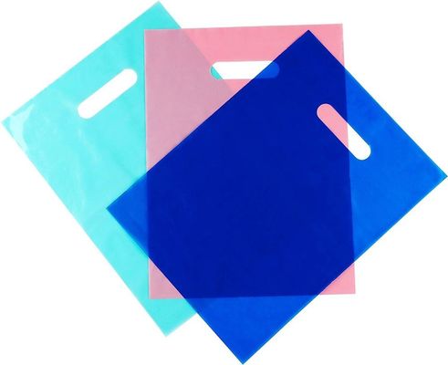 PE πλαστικές συνήθειας τσάντες αγορών λογότυπων επαναχρησιμοποιήσιμες με την τεμαχισμένη λαβή