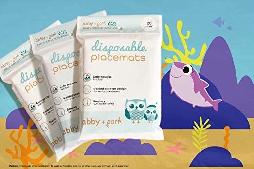 μωρό που χρησιμοποιεί τον τυπωμένο πλαστικό μίας χρήσης προσαρμοσμένο placemats επιτραπέζιο άριστο λογότυπων για τα παιδιά